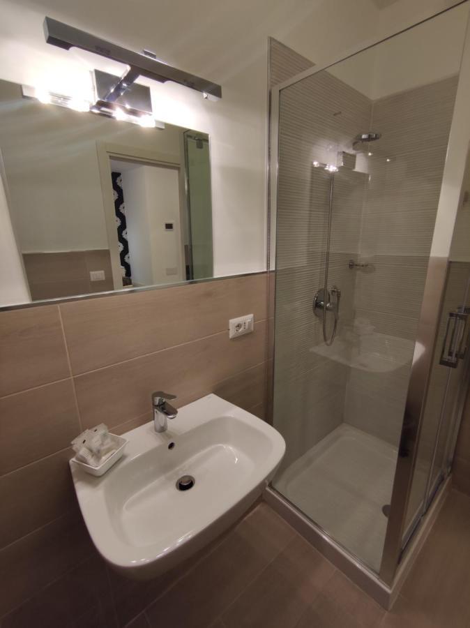 Sami Luxury Rooms 3 8 0 7 9 4 9 2 5 3 Syracuse Esterno foto